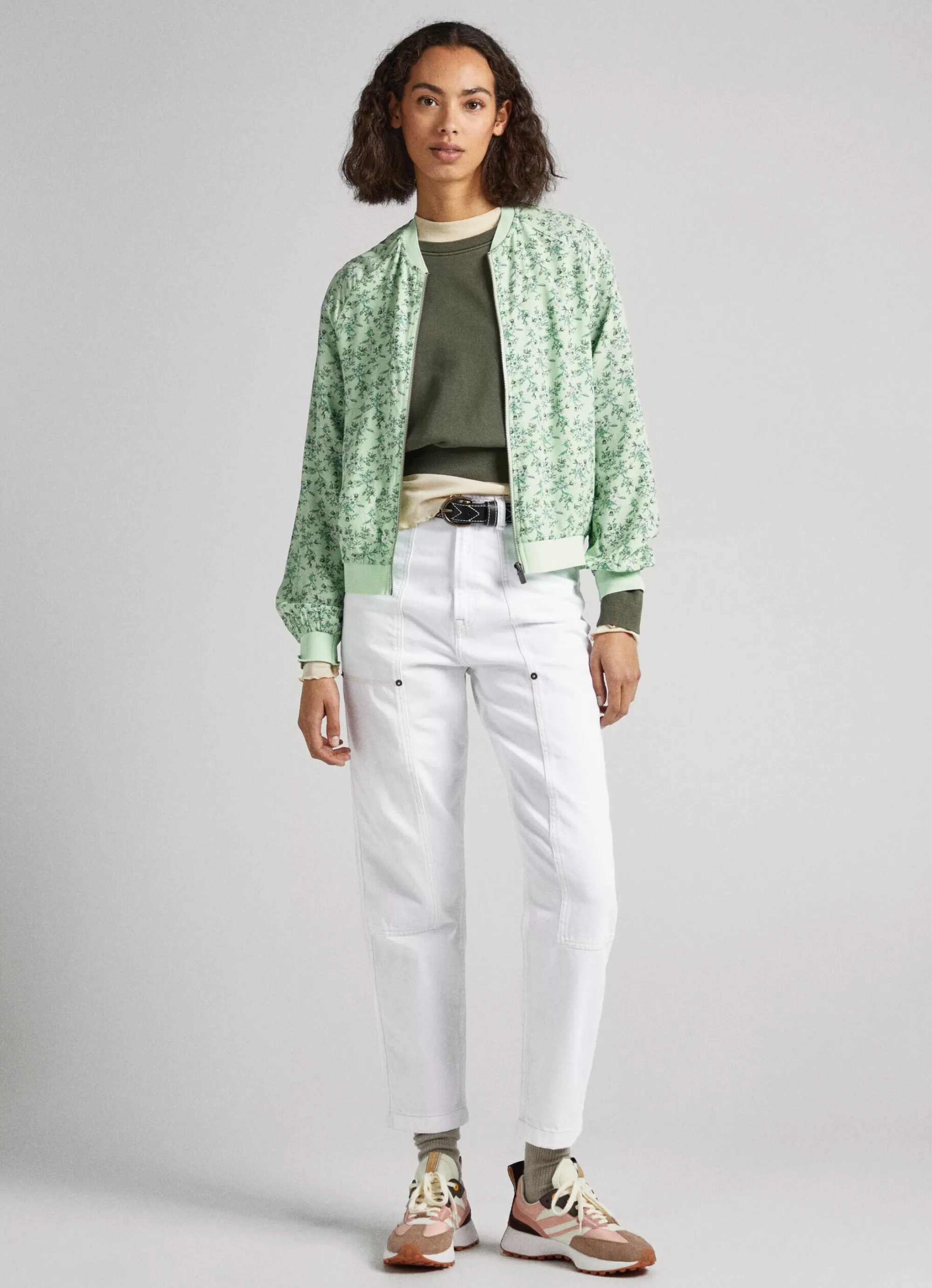 Mulher Pepe Jeans Malhas E Cardigans>Casaco Bomber Com Padrao Floral