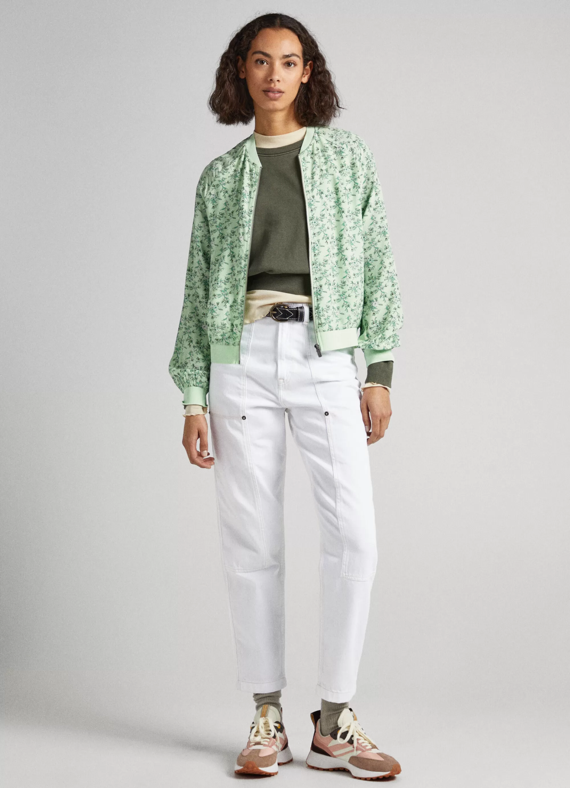 Mulher Pepe Jeans Casaco E Jaquetas>Casaco Bomber Com Padrao Floral