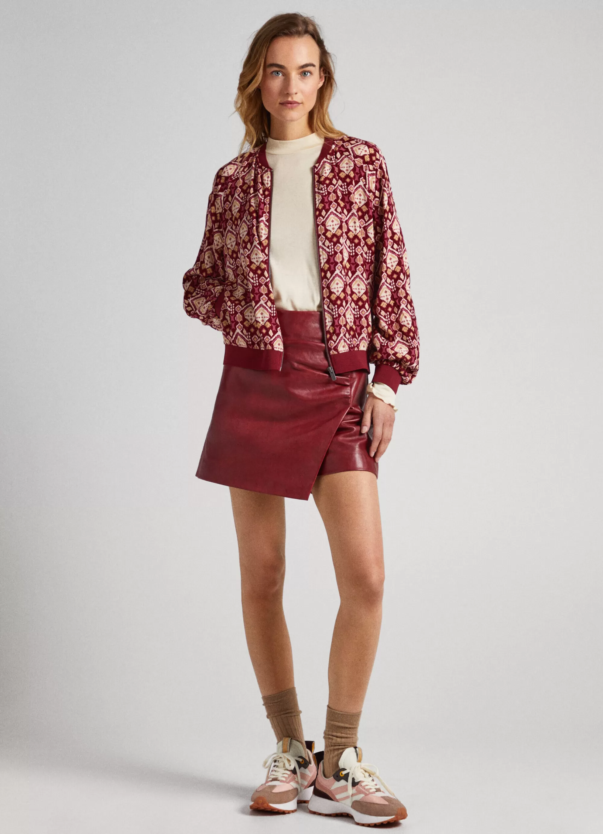 Mulher Pepe Jeans Casaco E Jaquetas>Casaco Bomber Ornamental