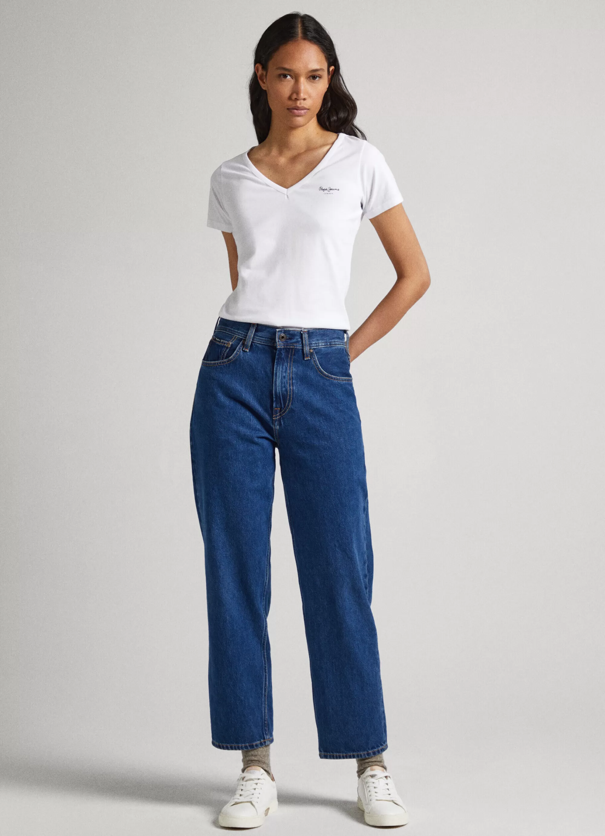 Mulher Pepe Jeans T-Shirts>T-Shirt Slim Fit Decote V